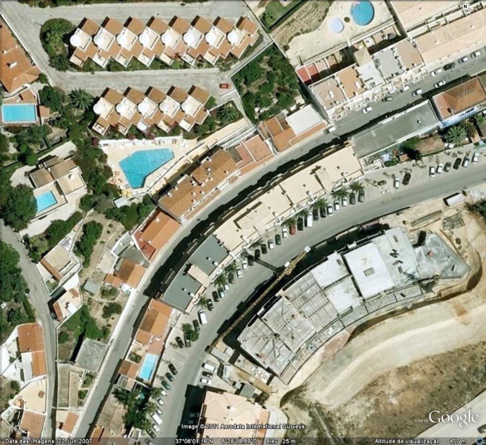 Com Piscina Perto Da Carvoeiro (Lagoa)